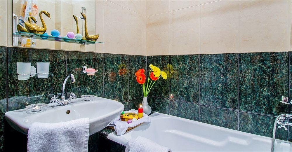 Boutique Apart-Hotel Sherborne Kiev Ngoại thất bức ảnh